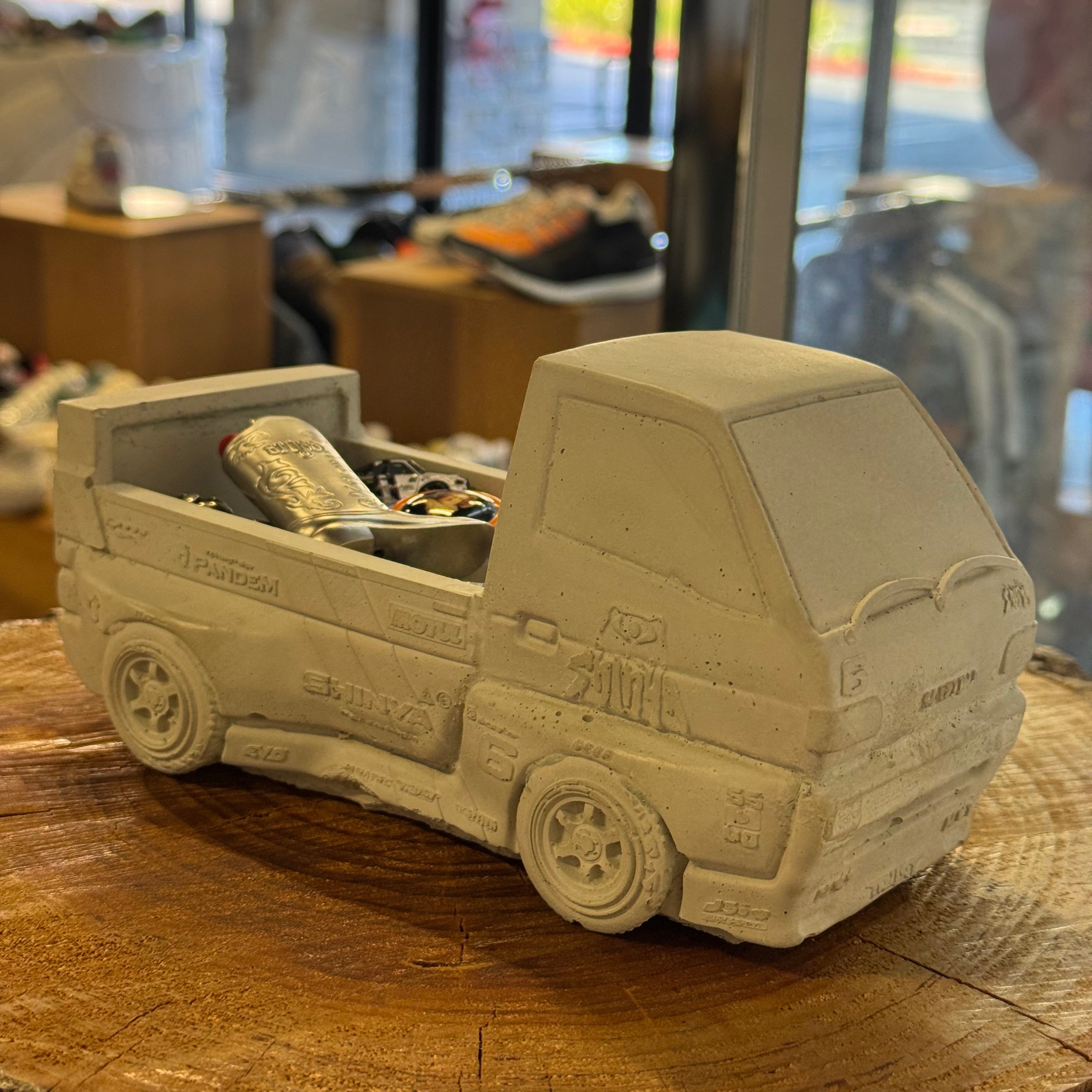 The Kei Truck Incense Burner (Concrete) – Shinya